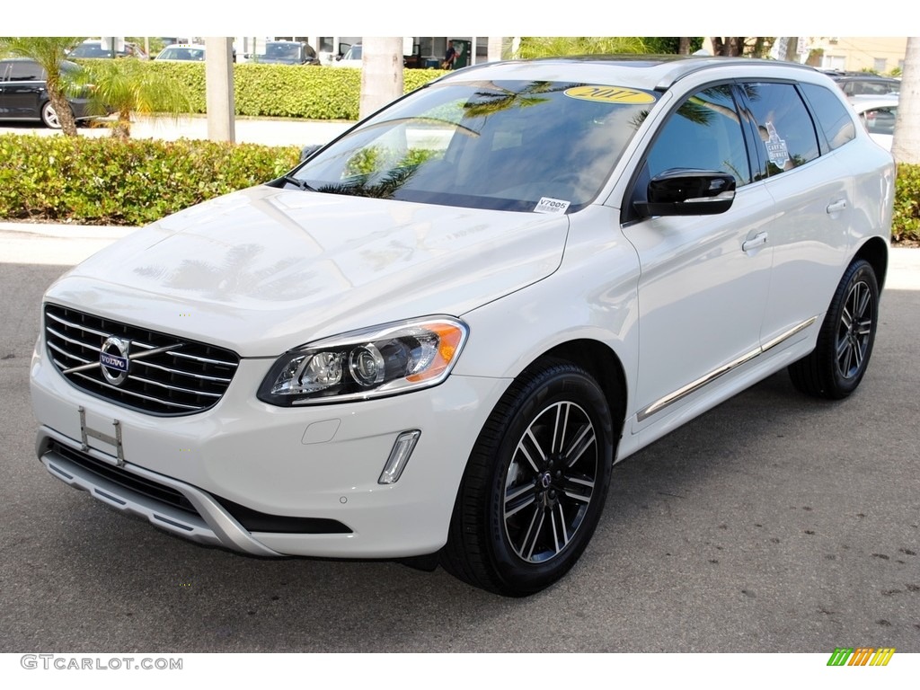 Ice White 2017 Volvo XC60 T5 Dynamic Exterior Photo #127145701