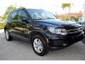 Deep Black Pearl - Tiguan S Photo No. 2