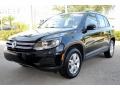 Deep Black Pearl - Tiguan S Photo No. 5