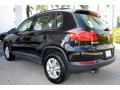 Deep Black Pearl - Tiguan S Photo No. 7