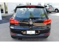 Deep Black Pearl - Tiguan S Photo No. 8