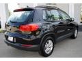 Deep Black Pearl - Tiguan S Photo No. 10
