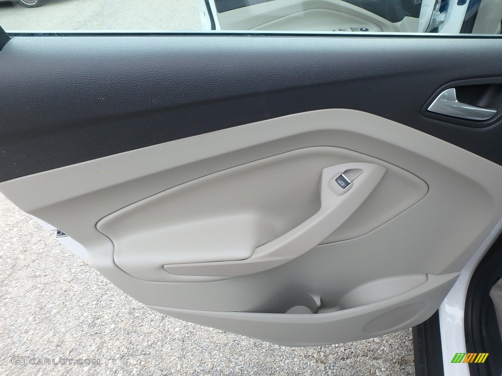 2013 C-Max Hybrid SE - White Platinum / Medium Light Stone photo #18
