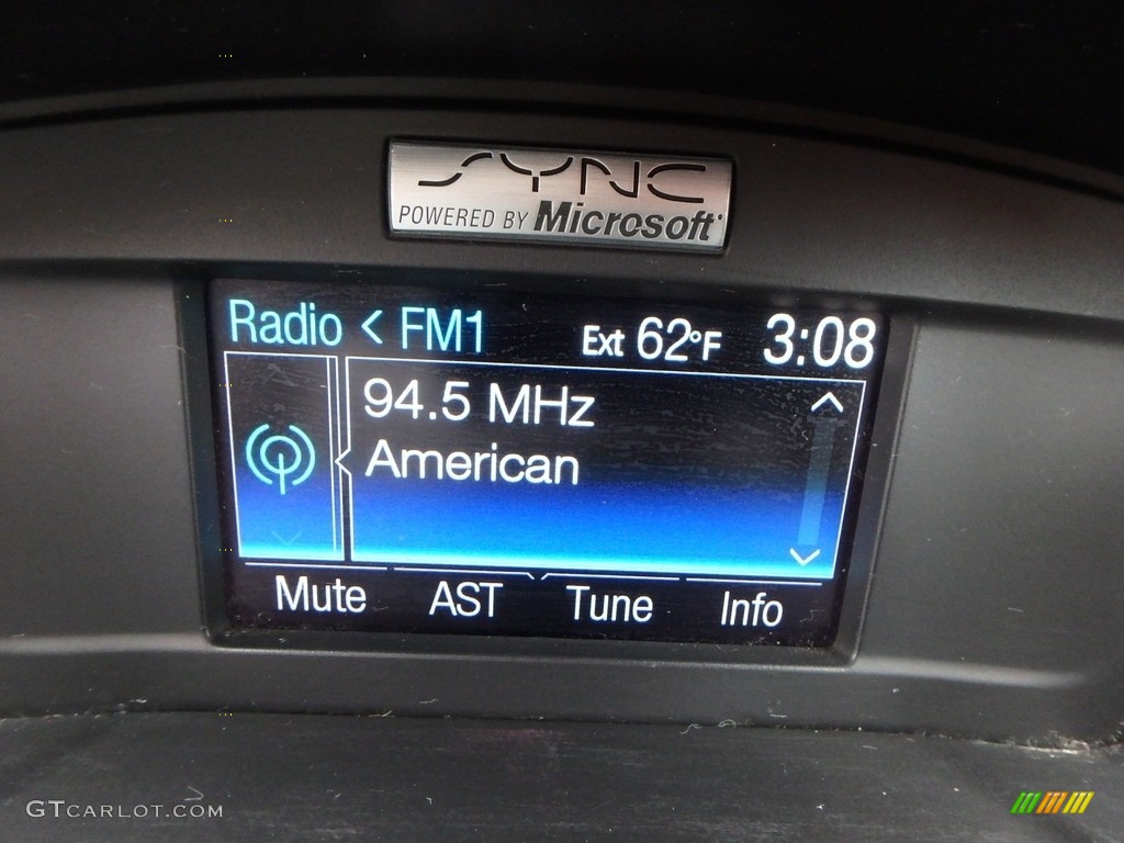 2013 C-Max Hybrid SE - White Platinum / Medium Light Stone photo #29