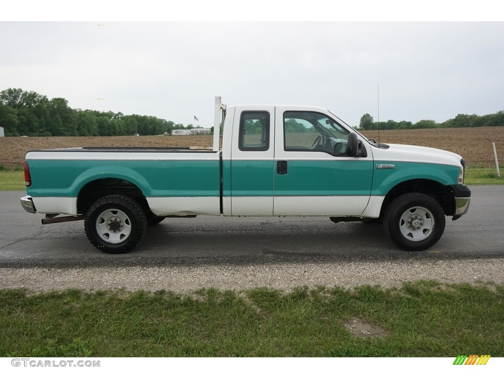 2007 F250 Super Duty XL SuperCab 4x4 - Oxford White Clearcoat / Medium Flint photo #28