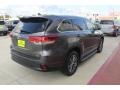 Predawn Gray Mica - Highlander XLE Photo No. 8