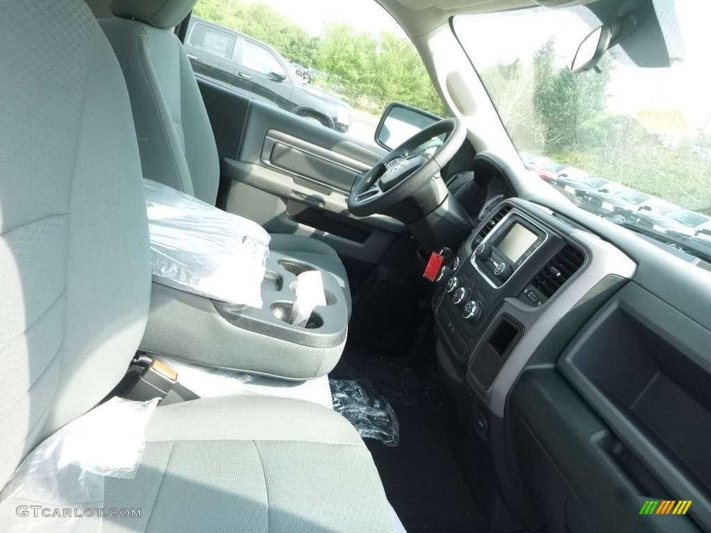 2018 1500 Express Regular Cab 4x4 - Brilliant Black Crystal Pearl / Black/Diesel Gray photo #10