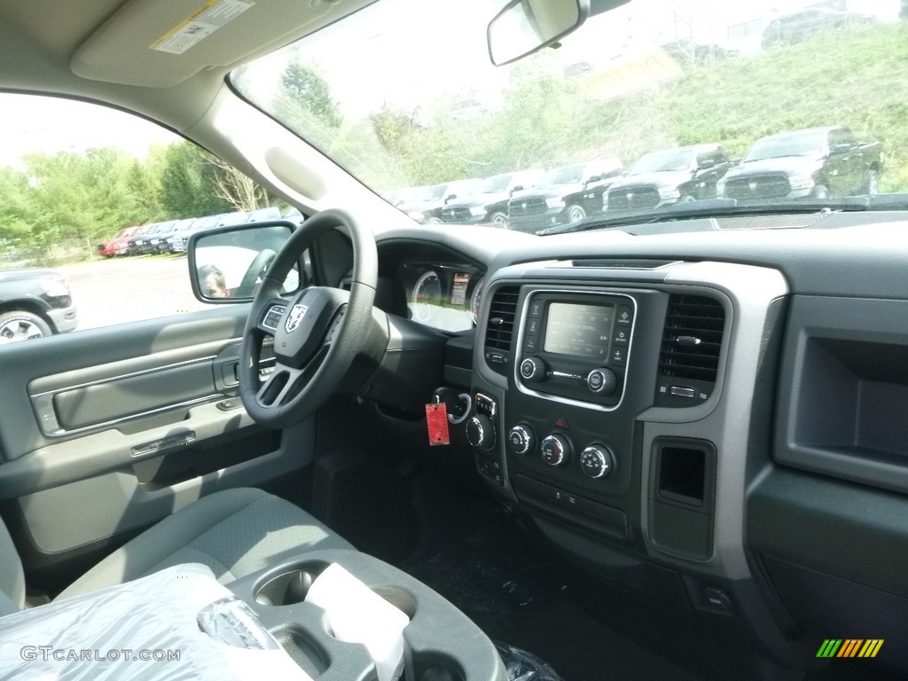 2018 1500 Express Regular Cab 4x4 - Brilliant Black Crystal Pearl / Black/Diesel Gray photo #11