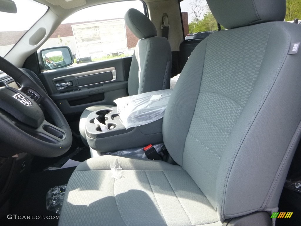 2018 1500 Express Regular Cab 4x4 - Brilliant Black Crystal Pearl / Black/Diesel Gray photo #15
