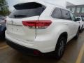 Blizzard White Pearl - Highlander XLE AWD Photo No. 2