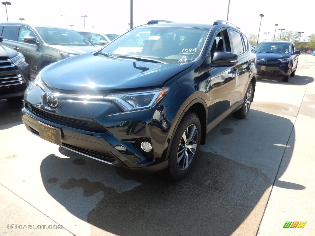 2018 RAV4 XLE - Galactic Aqua Mica / Black photo #1