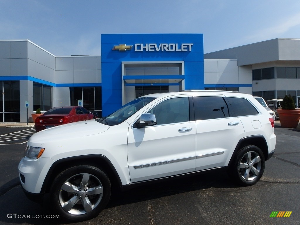 2013 Grand Cherokee Limited 4x4 - Bright White / Black/Light Frost Beige photo #1