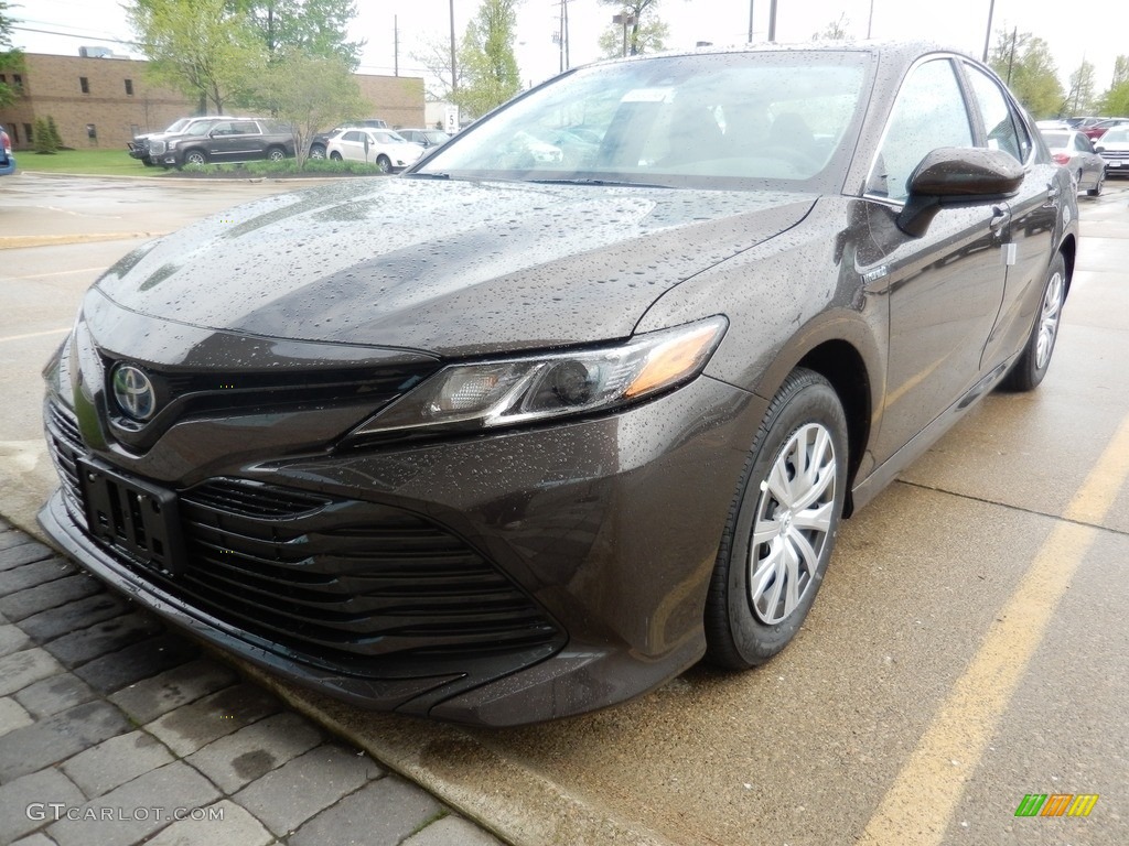 Brownstone 2018 Toyota Camry Hybrid LE Exterior Photo #127181499