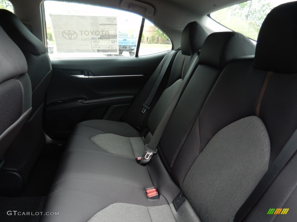 2018 Camry Hybrid LE - Brownstone / Black photo #4