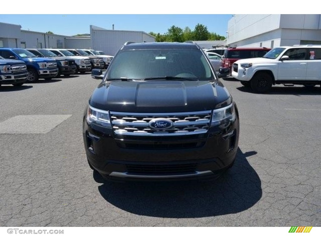 2018 Explorer XLT 4WD - Shadow Black / Ebony Black photo #5