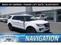 2018 Oxford White Ford Explorer XLT  photo #1