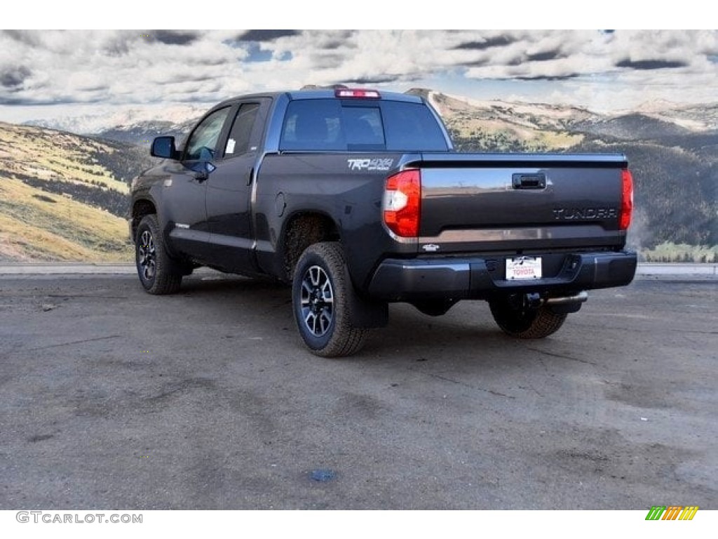 2018 Tundra SR5 Double Cab 4x4 - Magnetic Gray Metallic / Graphite photo #3