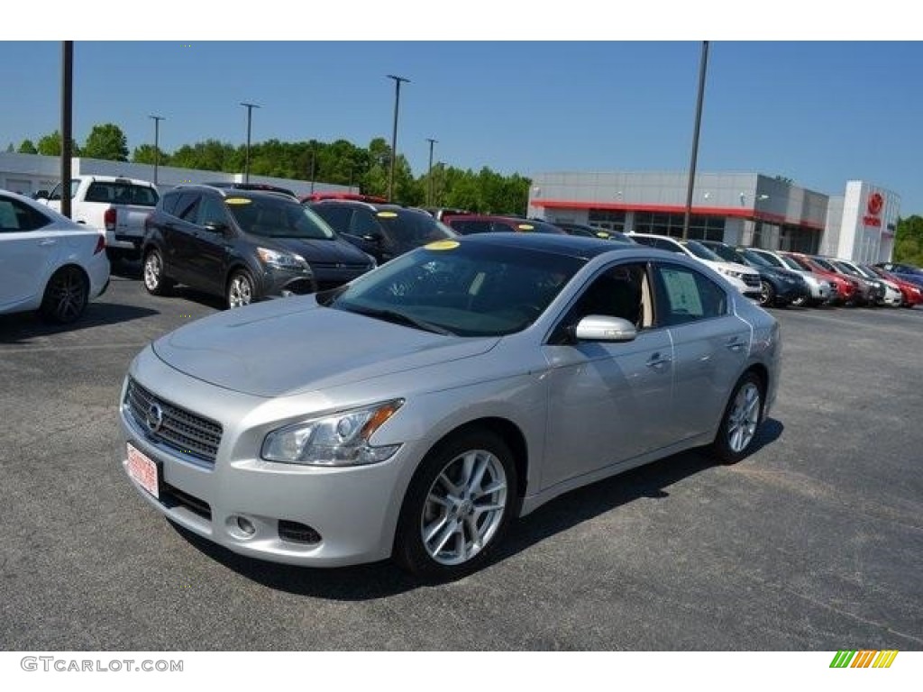 2010 Maxima 3.5 S - Radiant Silver / Charcoal photo #6