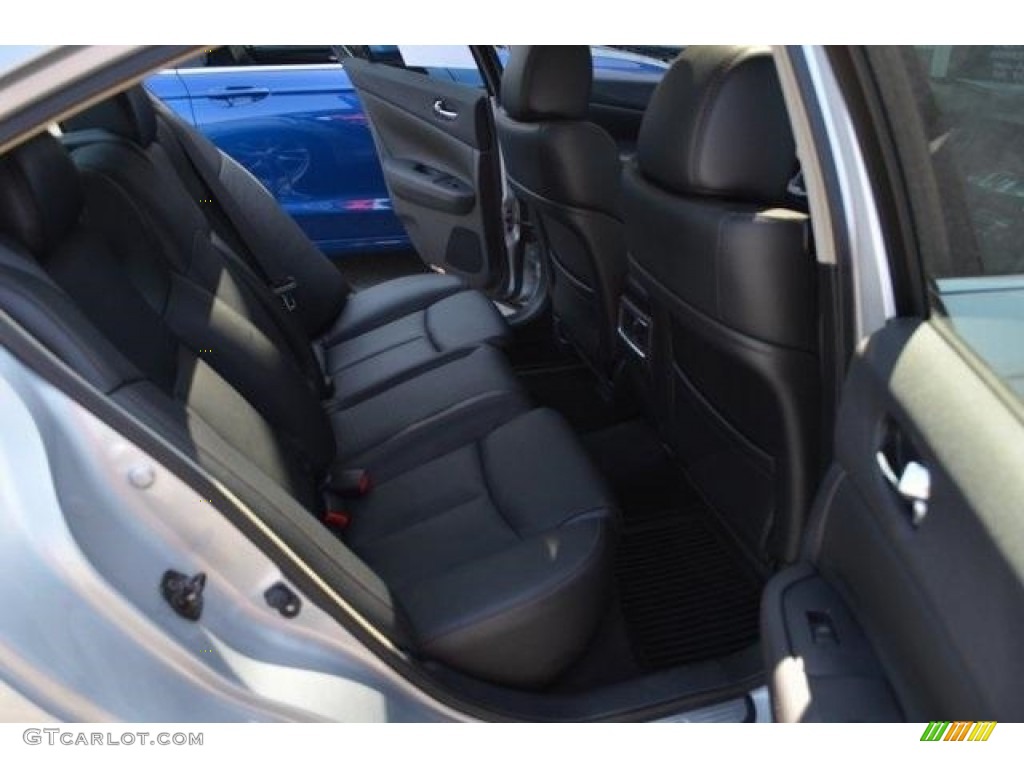 2010 Maxima 3.5 S - Radiant Silver / Charcoal photo #13