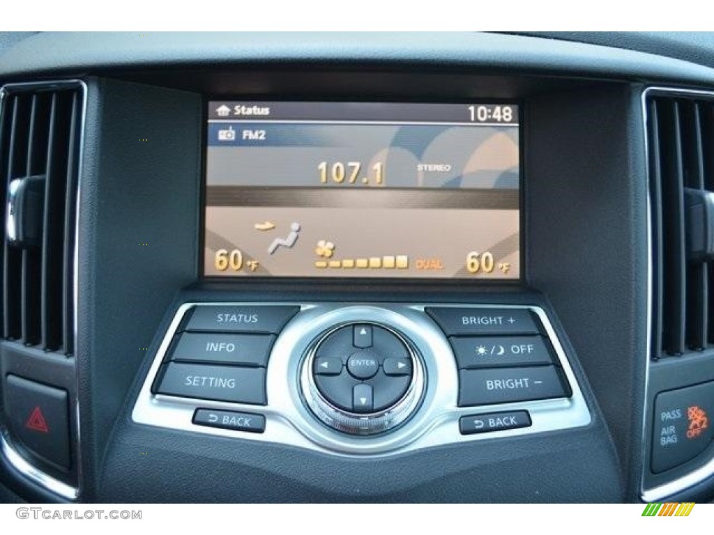 2010 Maxima 3.5 S - Radiant Silver / Charcoal photo #17