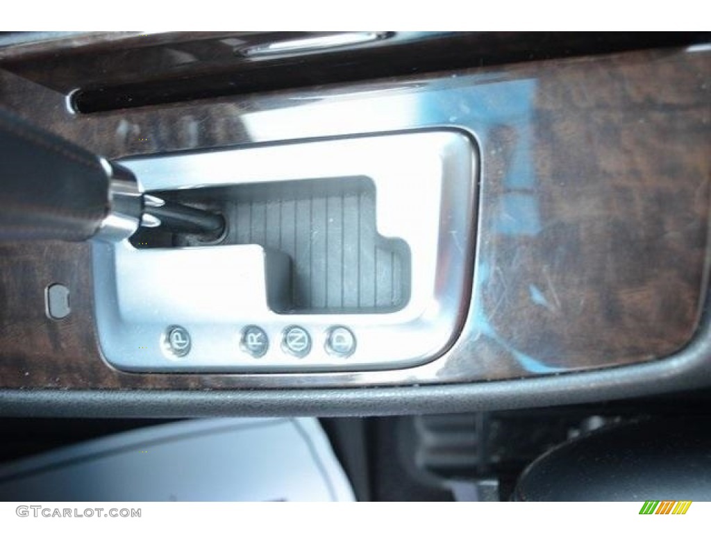 2010 Maxima 3.5 S - Radiant Silver / Charcoal photo #21