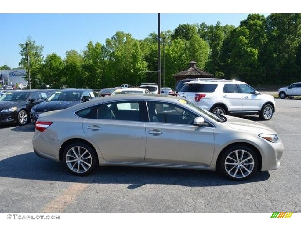 2015 Avalon XLE Touring - Creme Brulee Mica / Almond photo #2