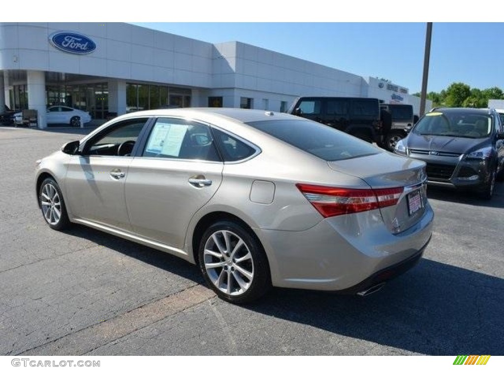 2015 Avalon XLE Touring - Creme Brulee Mica / Almond photo #4