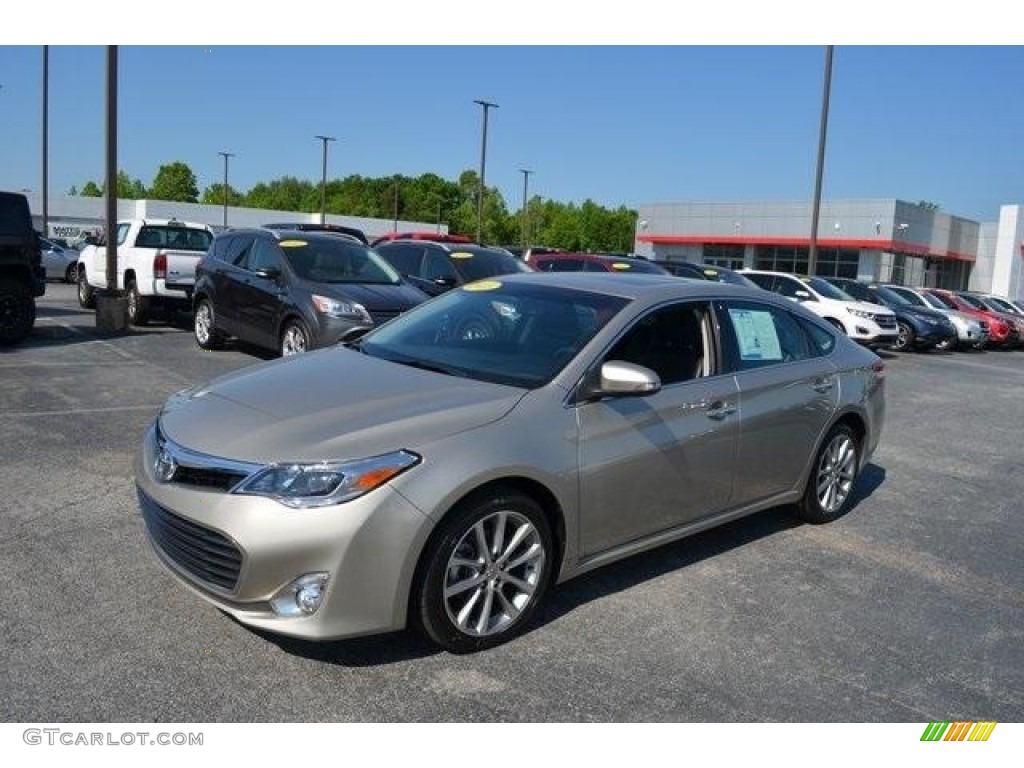 2015 Avalon XLE Touring - Creme Brulee Mica / Almond photo #6