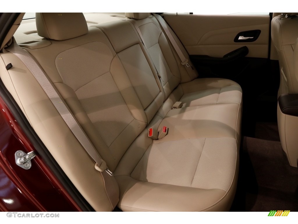 2016 Malibu Limited LT - Butte Red Metallic / Cocoa/Light Neutral photo #15