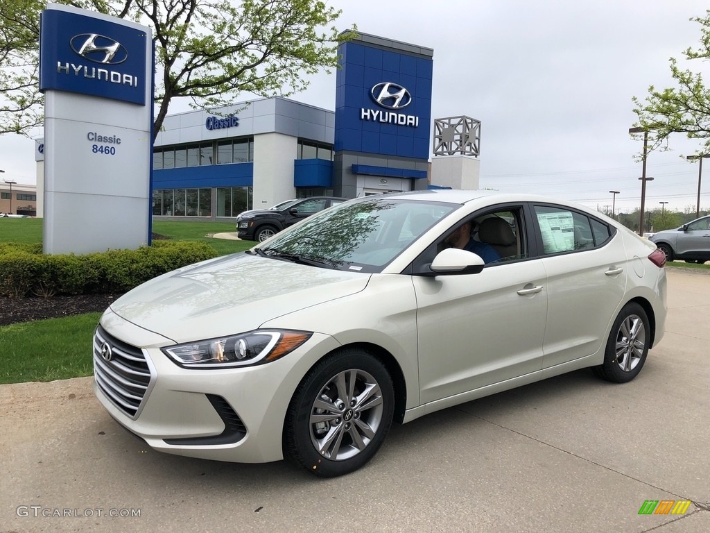 2018 Elantra SEL - Mineral Beige / Beige photo #4