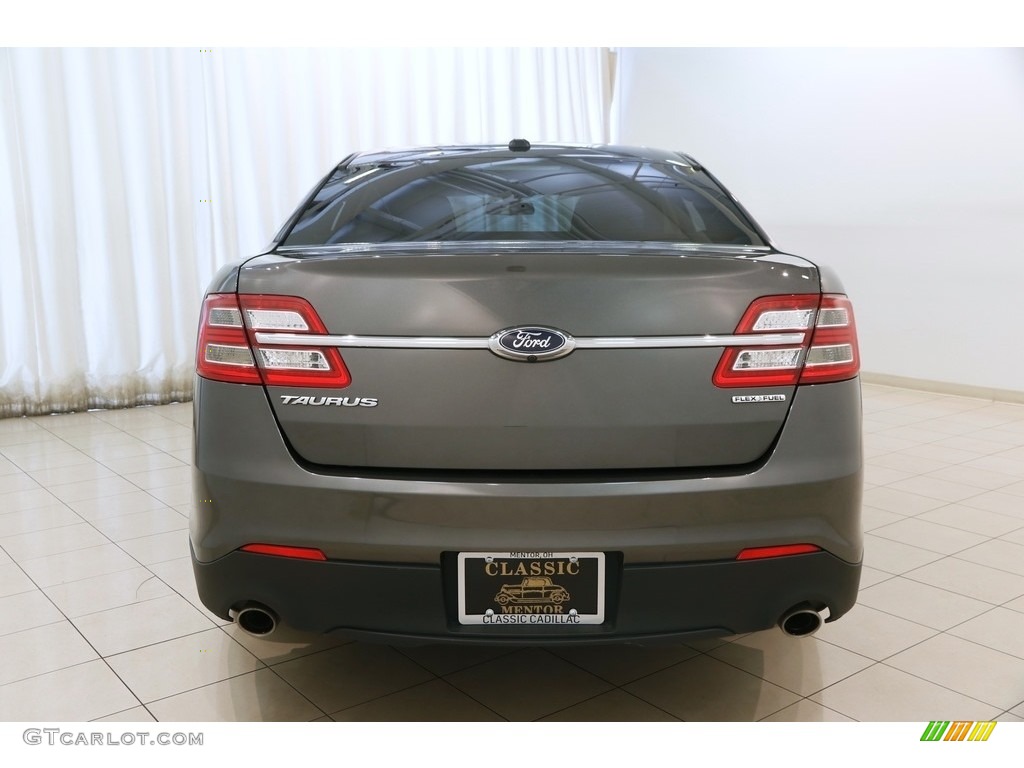 2015 Taurus SE - Magnetic Metallic / Dune photo #18