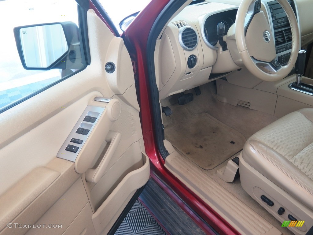 2006 Mountaineer Premier AWD - Vivid Red Metallic / Charcoal Black photo #29