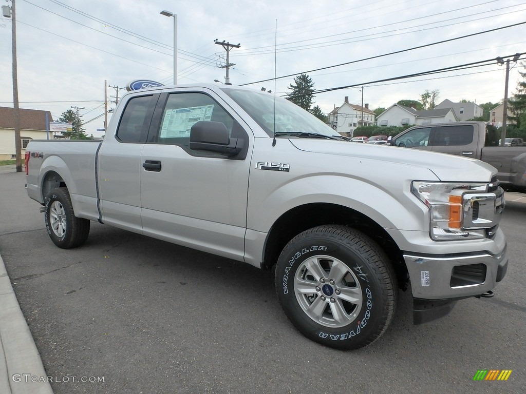 2018 F150 XLT SuperCab 4x4 - Ingot Silver / Earth Gray photo #3