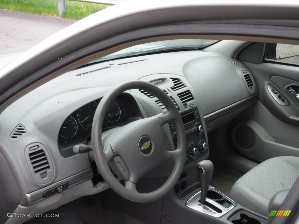 2006 Malibu LS Sedan - Silverstone Metallic / Titanium Gray photo #10