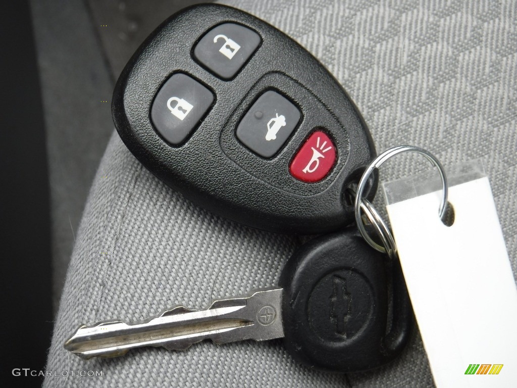 2006 Malibu LS Sedan - Silverstone Metallic / Titanium Gray photo #18