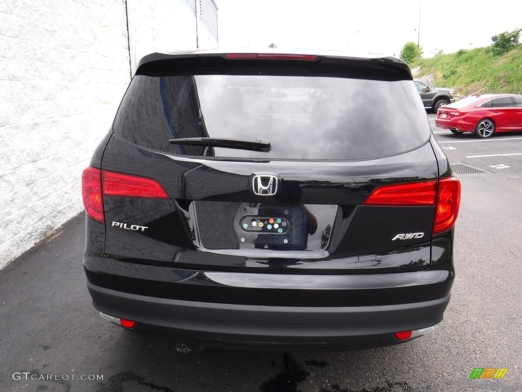 2016 Pilot EX AWD - Crystal Black Pearl / Gray photo #7