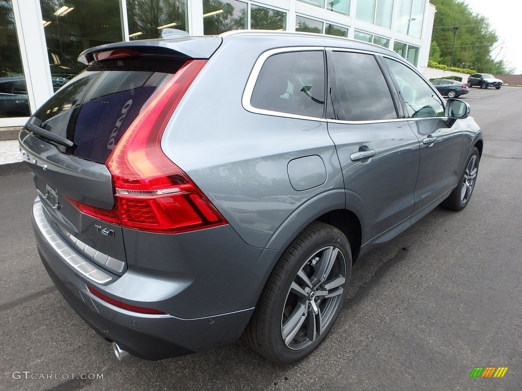 2018 XC60 T6 AWD Momentum - Osmium Grey Metallic / Charcoal photo #2