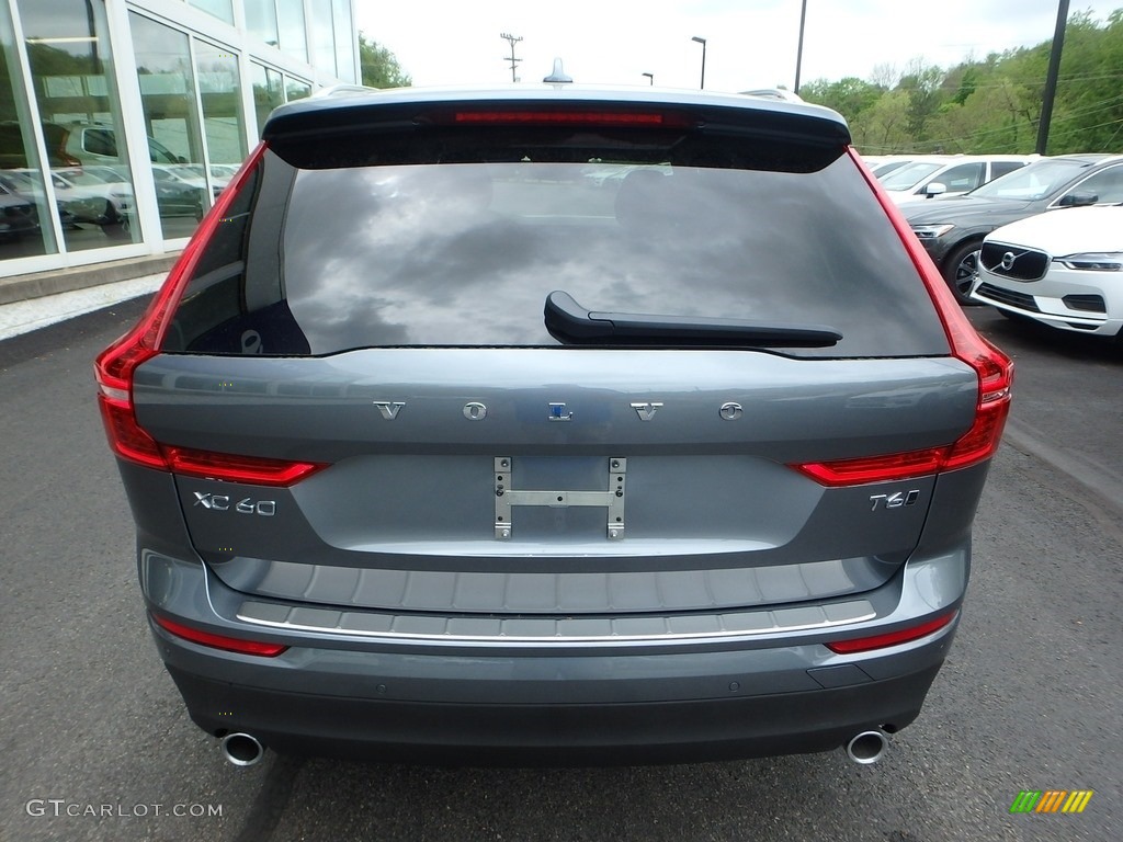 2018 XC60 T6 AWD Momentum - Osmium Grey Metallic / Charcoal photo #3