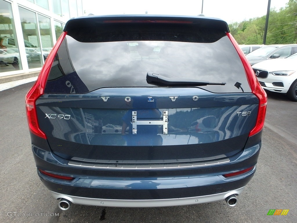 2018 XC90 T5 AWD Momentum - Denim Blue Metallic / Charcoal photo #3