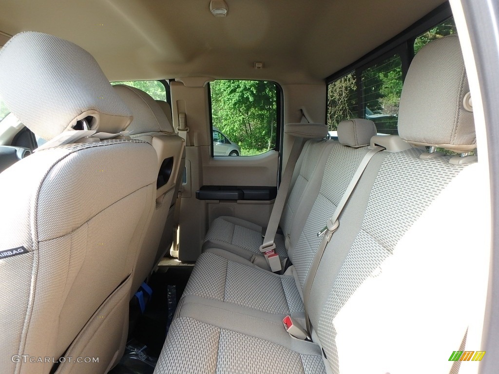 2018 Ford F150 XLT SuperCab 4x4 Rear Seat Photo #127221894