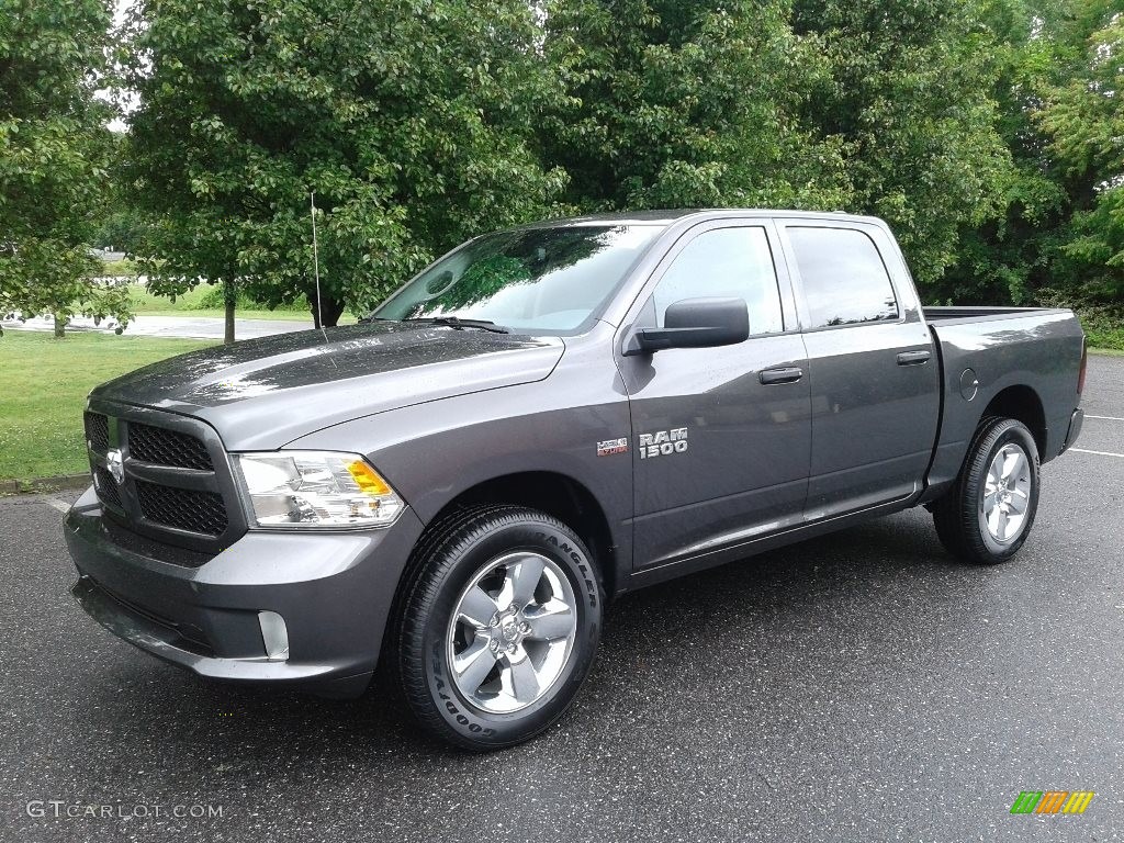 Granite Crystal Metallic 2018 Ram 1500 Express Crew Cab Exterior Photo #127225395