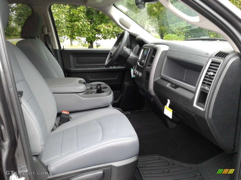 2018 1500 Express Crew Cab - Granite Crystal Metallic / Black/Diesel Gray photo #14