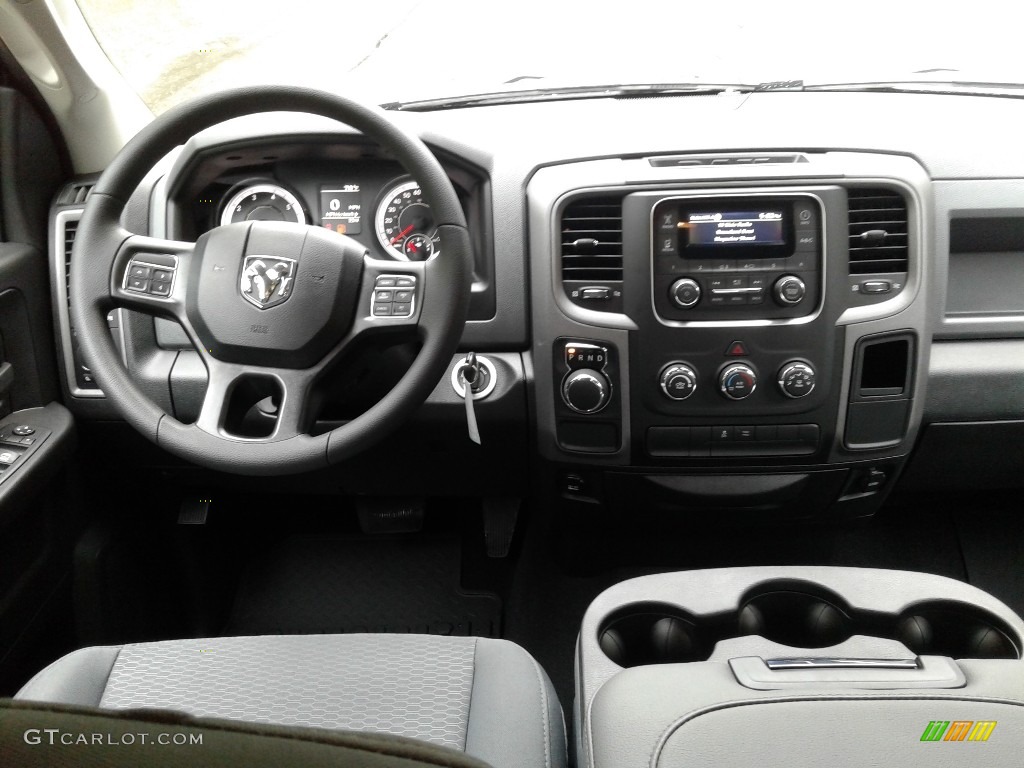 2018 Ram 1500 Express Crew Cab Black/Diesel Gray Dashboard Photo #127225869