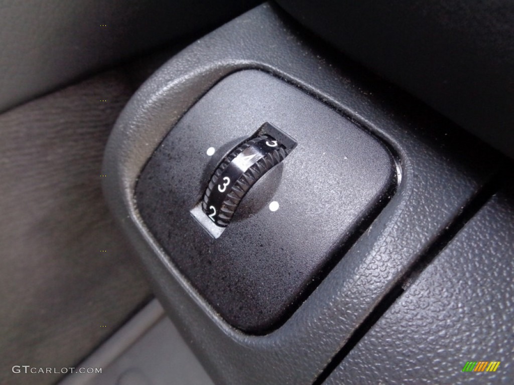 2004 S 500 4Matic Sedan - Brilliant Silver Metallic / Charcoal photo #35