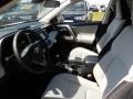 Super White - RAV4 XLE Photo No. 3