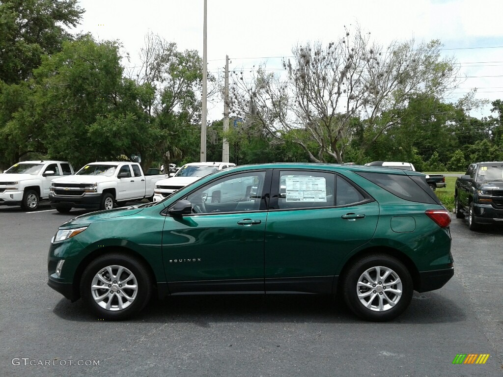 2018 Equinox LS - Ivy Metallic / Medium Ash Gray photo #2