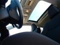 Super White - RAV4 XLE Photo No. 4