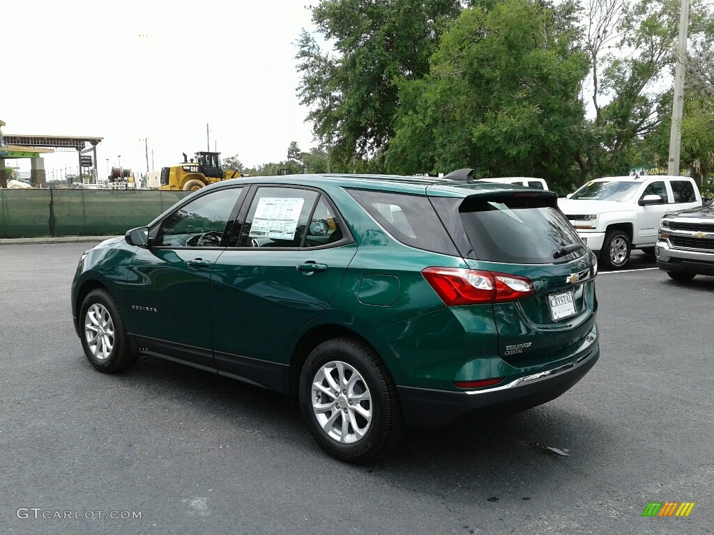 2018 Equinox LS - Ivy Metallic / Medium Ash Gray photo #3