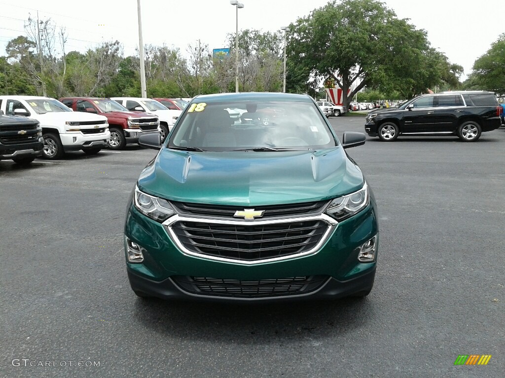 2018 Equinox LS - Ivy Metallic / Medium Ash Gray photo #8