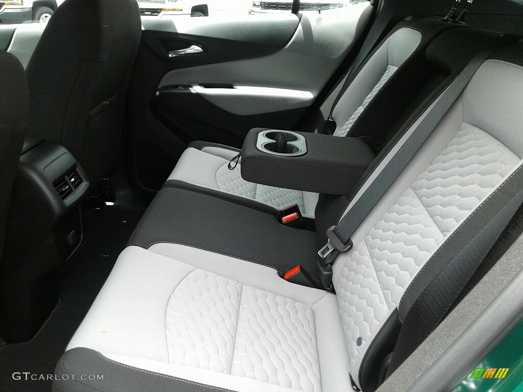 2018 Equinox LS - Ivy Metallic / Medium Ash Gray photo #10